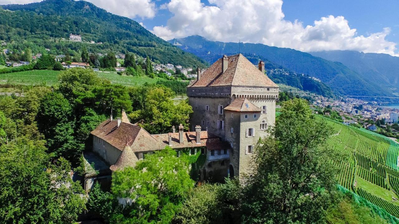 Antique Apartment In The XV Century Castle Clarens Exterior foto